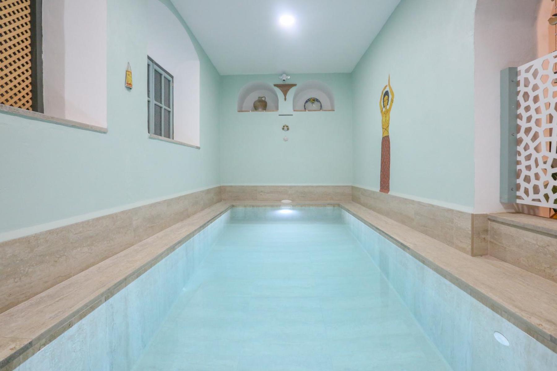 Casa Senorial Con Piscina. Casa Donna Isabel Guest House Penaflor Bagian luar foto