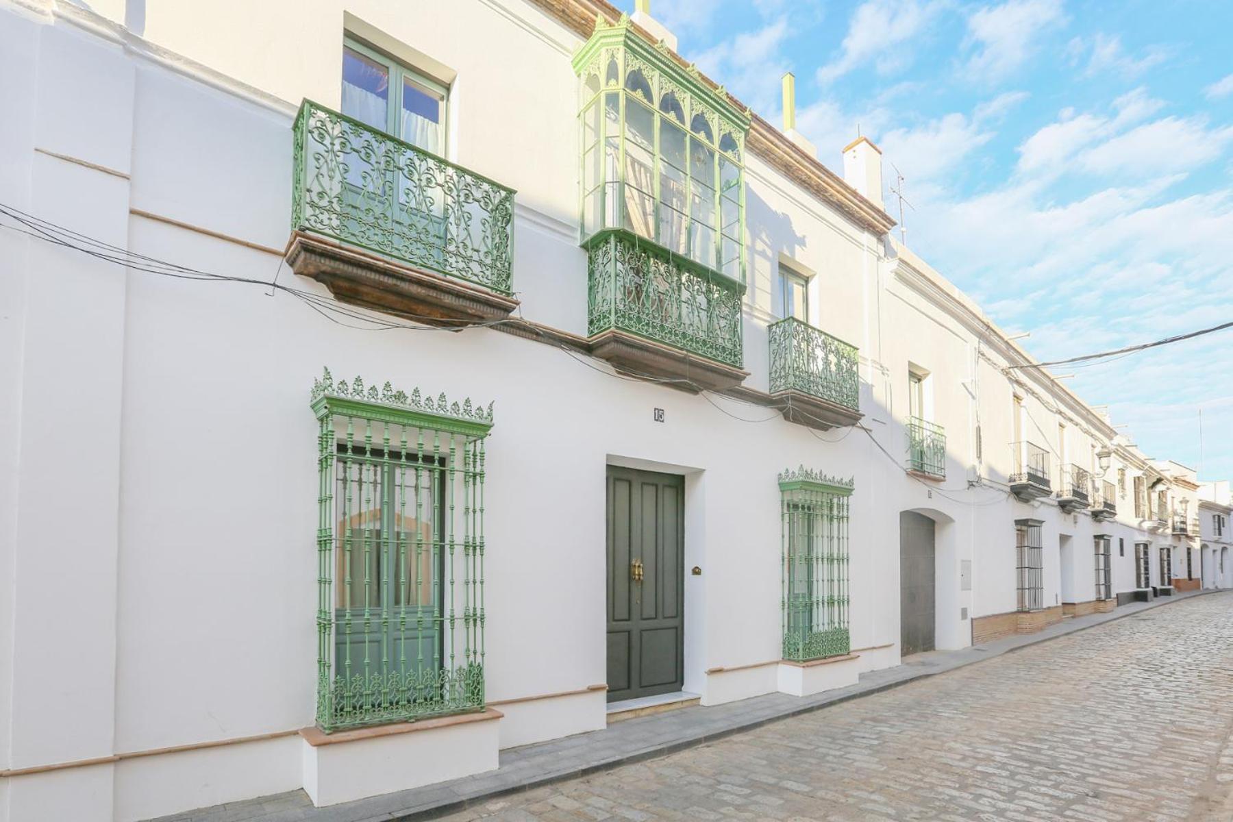 Casa Senorial Con Piscina. Casa Donna Isabel Guest House Penaflor Bagian luar foto